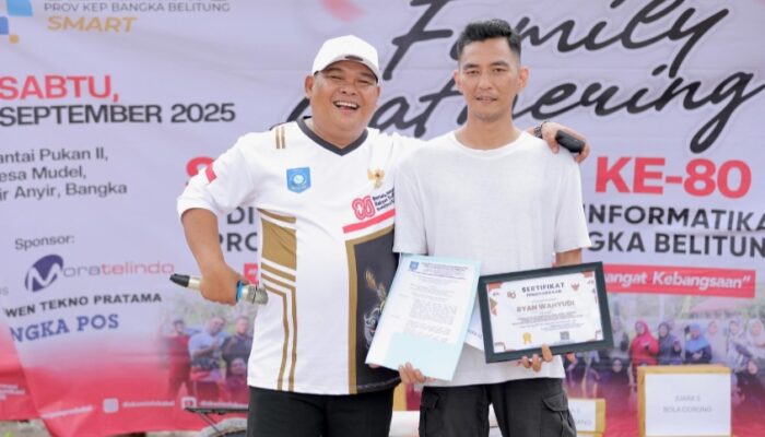 Haris Hadiahkan Tambahan TPP 1 Bulan ke Pemenang Pembuat Logo Diskominfo Babel SMART