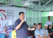 Salurkan Ratusan Karung Beras di Sinar Jaya Jelutung, Gubernur Hidayat Arsani: Ini dari Rakyat untuk Rakyat