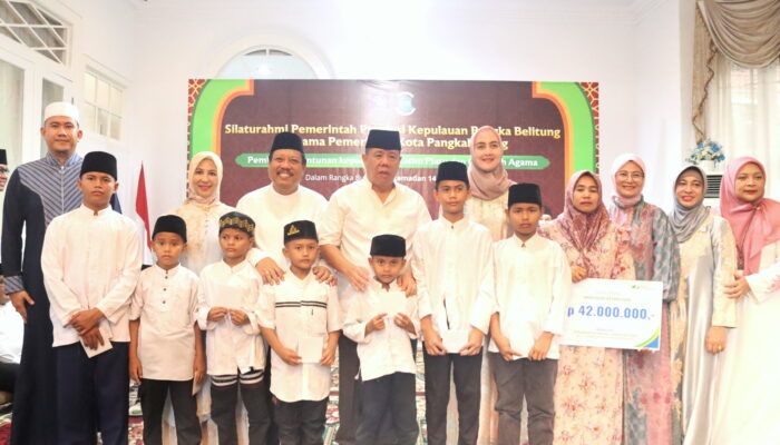 Ramadan Berkah Gubernur Hidayat Arsani Perkuat Silaturahmi dan Serahkan Santunan Yatim di Pangkalpinang