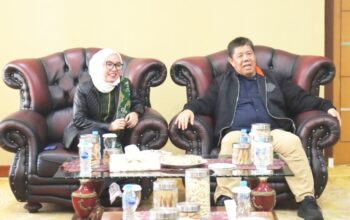 Gubernur Babel Hidayat Arsani sambut kedatangan Wamen Koperasi Farida