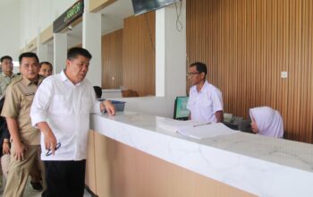 Gubernur Hidayat Arsani! Tinjau Langsung Samsat Belitung, Pastikan Pelayanan Prima dan PAD Tercapai