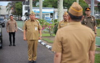 Gubernur Hidayat Arsani Pimpin Apel, Apresiasi Dukungan Masyarakat dan ASN