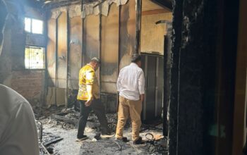 Pasca Kebakaran Gubernur Hidayat Arsani Langsung Tinjau, Kadishub Babel Tetap Ngantor di Ruang Sederhana