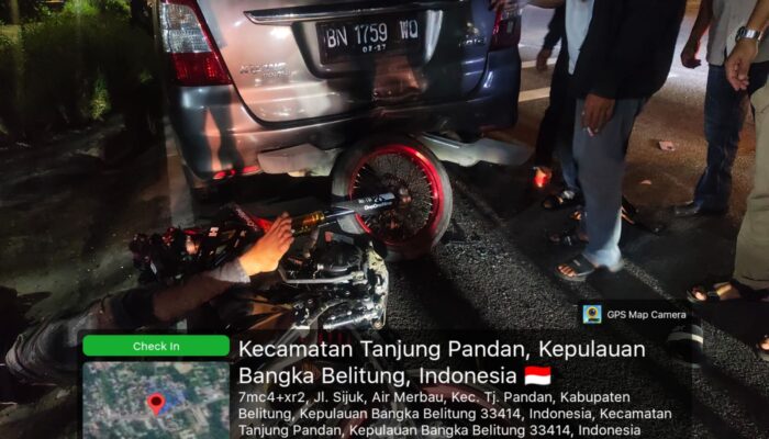 Pengendara Motor Tabrak Mobil Parkir di Air Merbau, Warga Air Seruk Tak Sadarkan Diri