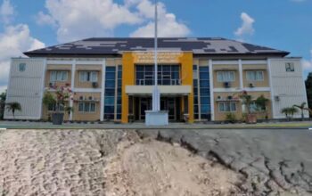 Jalan Bahari Hancur Diduga Dampak Truk PT AA, PUPR Belitung Baru Masukkan Perbaikan ke Renja 2027