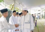 Wali Kota Saparudin, Secara Resmi Melepas Keberangkatan 27 Calon Jemaah Haji Asal Kelurahan Tuatunu 