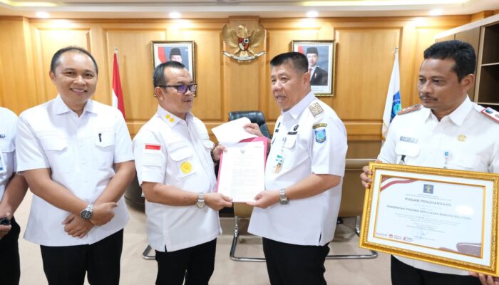 Gubernur Hidayat Arsani Terima Penghargaan Indeks Reformasi Hukum Predikat AA Kementerian Hukum