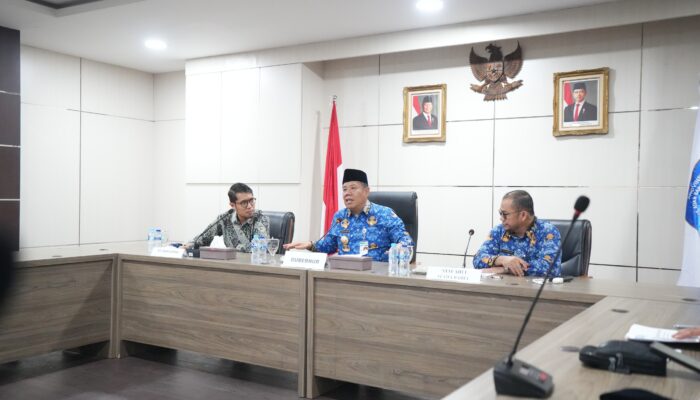 Pimpin Rakor BBM, Gubernur Hidayat Arsani Tegaskan Distribusi BBM Harus Transparan dan Bebas Monopoli Perbankan