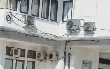 Kabel Semrawut di Depan Kantor Dinas Pendidikan Babel, Cerminan Buruk Pengelolaan Aset Pemerintah