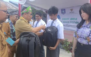 200 Paket Zakat Untuk Pelajar Kurang Mampu Belitung dan Belitung Timur, Hidayat Arsani: Zakat Harus Kembali Kepada Masyarakat