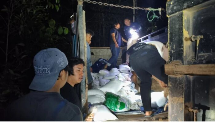 Penangkapan 8 Ton Pasir Timah Di Beltim, Fery Cai Ungkap Rahmat Disebut Pemilik Sekaligus Pemodal