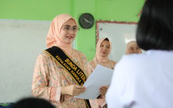 Buka DWP Mengajar, Noni Hidayat Dorong Siswa SMAN 1 Pangkalpinang Tingkatkan Minat Baca