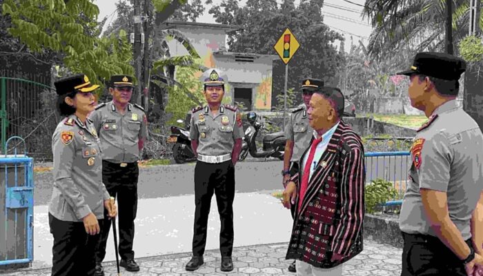 Warga Aprisiasi Kapolres Bangka Barat Hadir Di Gereja Sebut Polisi Bersama Masyarakat Bukan Sekedar Slogan